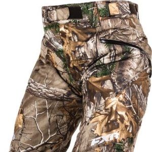 Women’s FXR insulated camo pants.